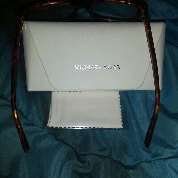 Designer Micael Kors frames - Picture 4 of 8